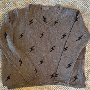 WOODEN SHIPS Charcoal V-Neck Sweater with Lightning Pattern